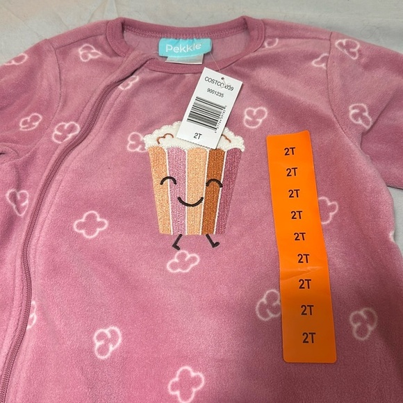 Pekkle - NWT - fleece footed sleepers - Popcorn design - 2T - Picture 3 of 4